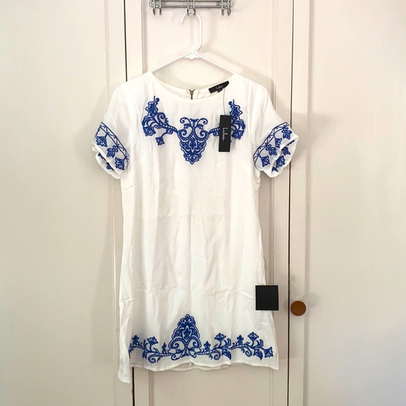 Lulus Dresses & Skirts - Brand new Lulus dress. Size M